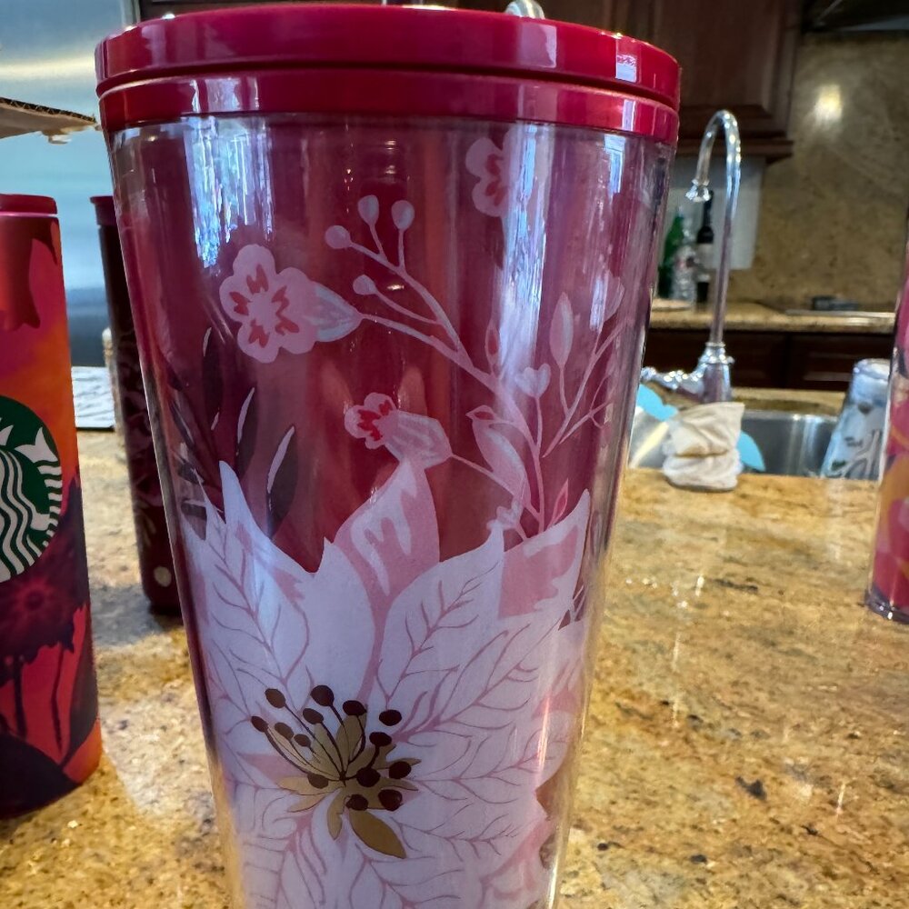 Starbucks Enchanted Forest Pearlized Poinsettia Venti 24oz Tumbler
